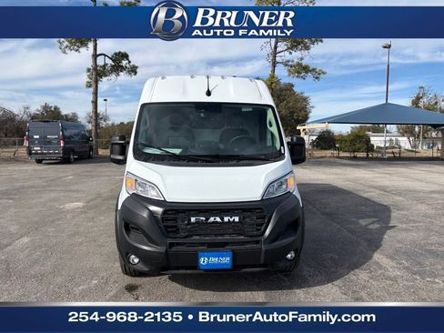 New 2026 RAM ProMaster 2500 w/ Convenience Group image 2