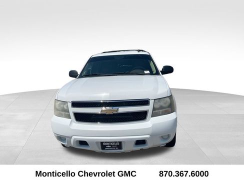 Used 2011 Chevrolet Tahoe LS w/ Convenience Package RWD image 9