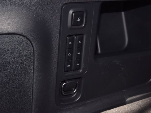 Certified 2025 Ford Expedition Max Active image 40