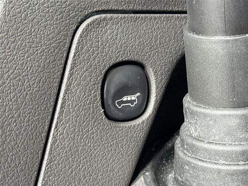 Used 2017 Ford Flex Limited image 49