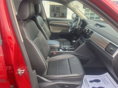 Used 2023 Volkswagen Atlas SEL AWD/4WD image 13