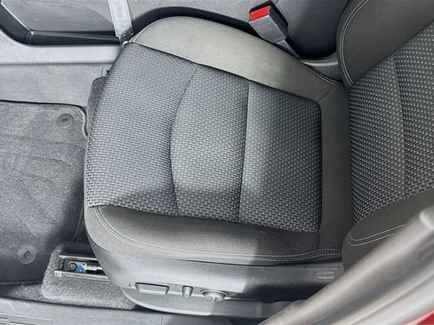 Used 2023 GMC Terrain SLE w/ Driver Convenience Package FWD image 21