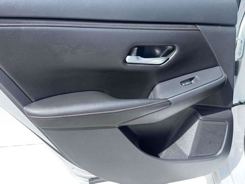 Used 2024 Nissan Sentra SR w/ SR Premium Package FWD image 36