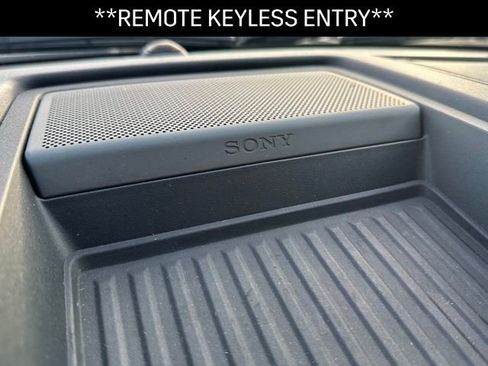 Used 2015 Ford F150 Lariat w/ Equipment Group 502A Luxury image 15