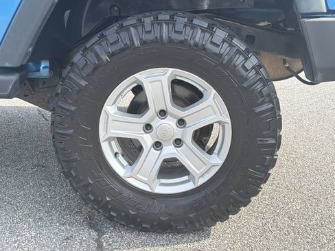 Used 2010 Jeep Wrangler Sport AWD/4WD image 19