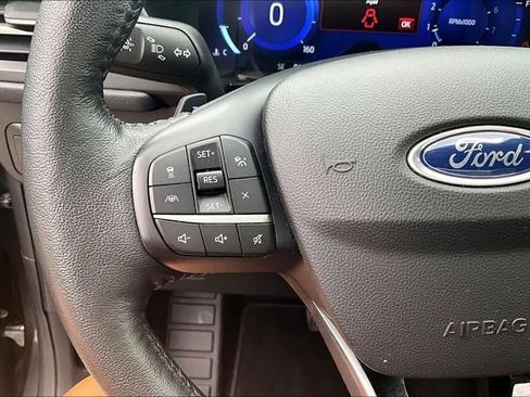 Used 2020 Ford Escape Titanium w/ Titanium Premium Package 2.0 AWD/4WD image 11