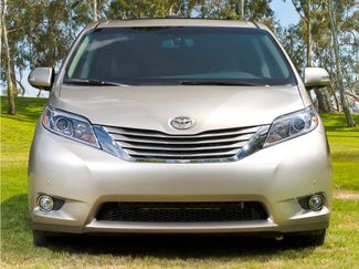 Used 2016 Toyota Sienna XLE w/ XLE Navigation Package AWD/4WD video 1