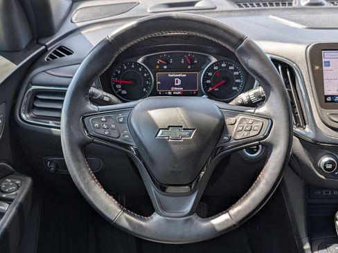 Certified 2022 Chevrolet Equinox RS w/ RS Leather Package AWD/4WD image 12