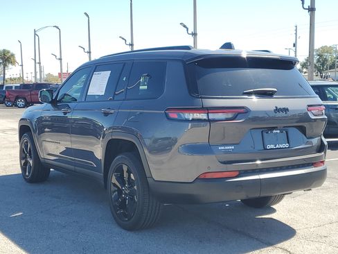 Used 2024 Jeep Grand Cherokee L Altitude image 5