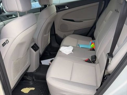 Used 2017 Hyundai Tucson Sport FWD image 13
