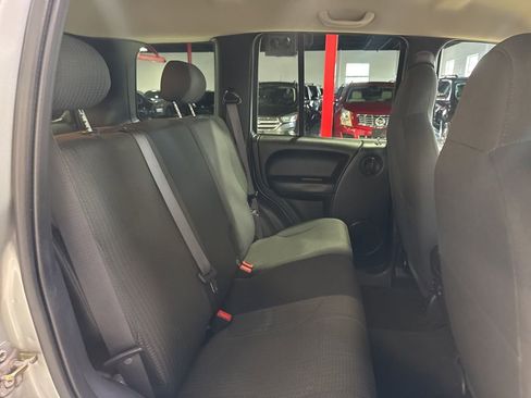 Used 2003 Jeep Liberty Sport image 34