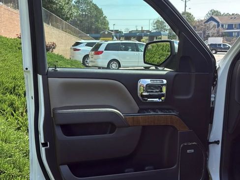 Used 2018 GMC Sierra 1500 SLT image 10