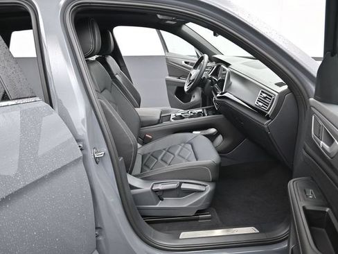 New 2026 Volkswagen Atlas Cross Sport SE AWD/4WD image 14