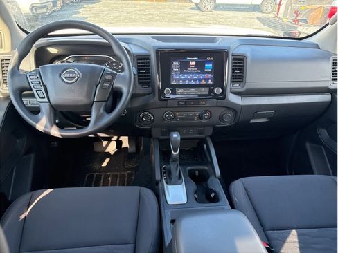 Used 2024 Nissan Frontier S image 4