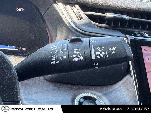 Used 2023 Jeep Grand Cherokee Limited AWD/4WD image 30
