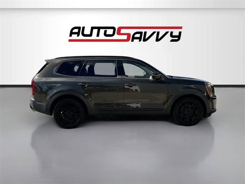 Used 2021 Kia Telluride SX w/ Nightfall Edition Package image 8