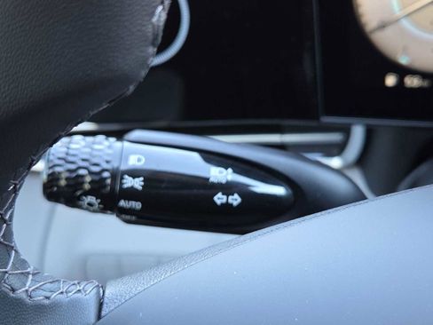 New 2026 Hyundai Elantra Limited image 27