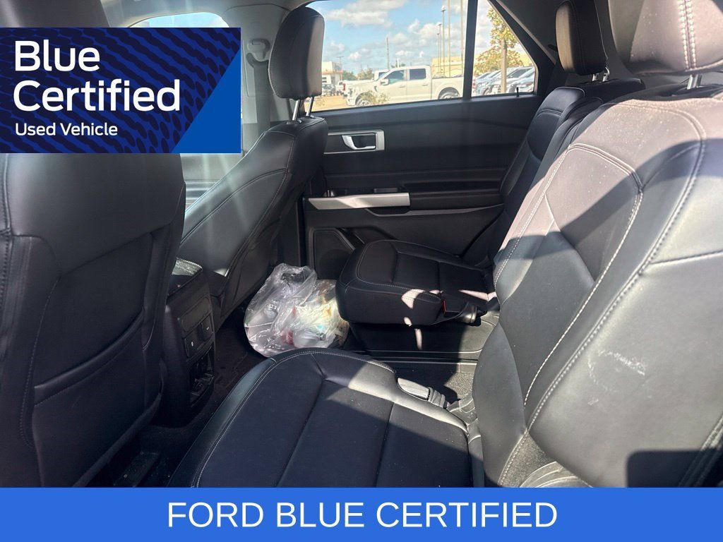 Certified 2023 Ford Explorer XLT w/ Equipment Group 202A RWD image 5