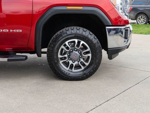 Used 2021 GMC Sierra 3500 SLT w/ SLT Premium Package image 41