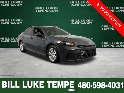 Used 2025 Toyota Camry LE image 1