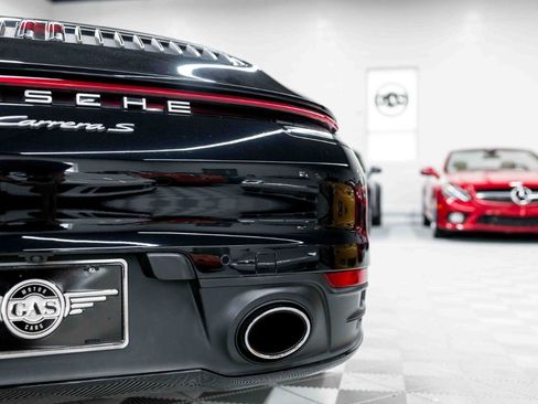 Used 2021 Porsche 911 Carrera S RWD image 24
