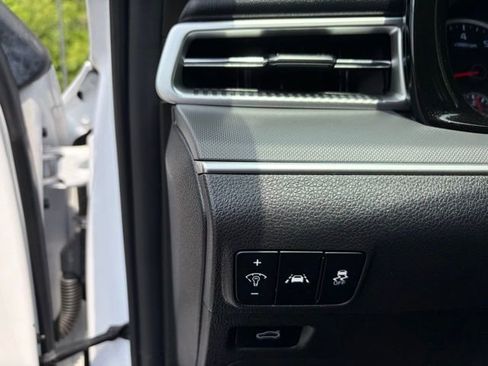 Used 2022 Kia K5 GT-Line FWD image 35