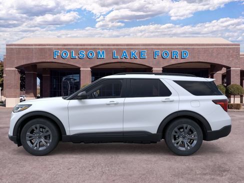 New 2026 Ford Explorer Active w/ Active Comfort Package AWD/4WD image 3