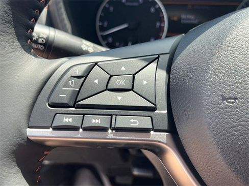 New 2025 Nissan Sentra SR w/ SR Premium Package image 31