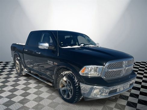 Used 2014 RAM 1500 Laramie w/ Convenience Group image 6