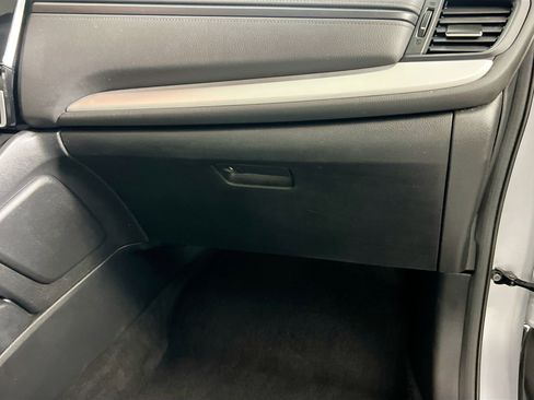 Used 2019 Honda CR-V LX image 33