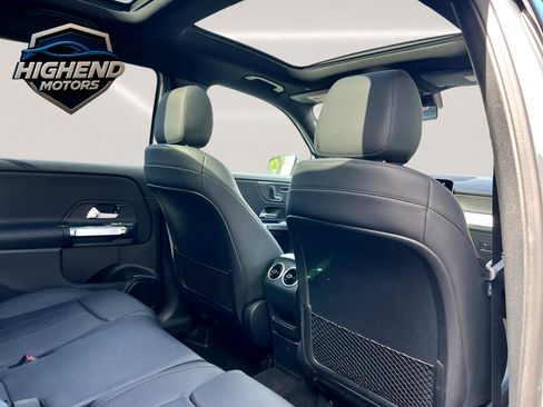 Used 2020 Mercedes-Benz GLB 250 4MATIC w/ Premium Package image 22