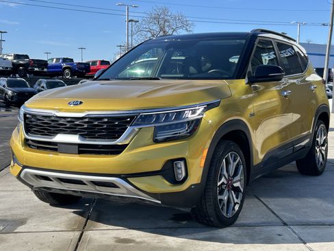 Used 2021 Kia Seltos SX image 3