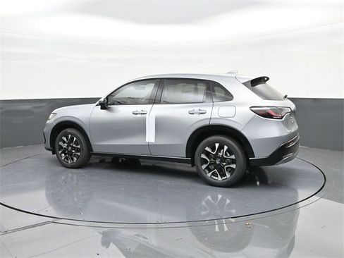 New 2026 Honda HR-V EX-L image 5