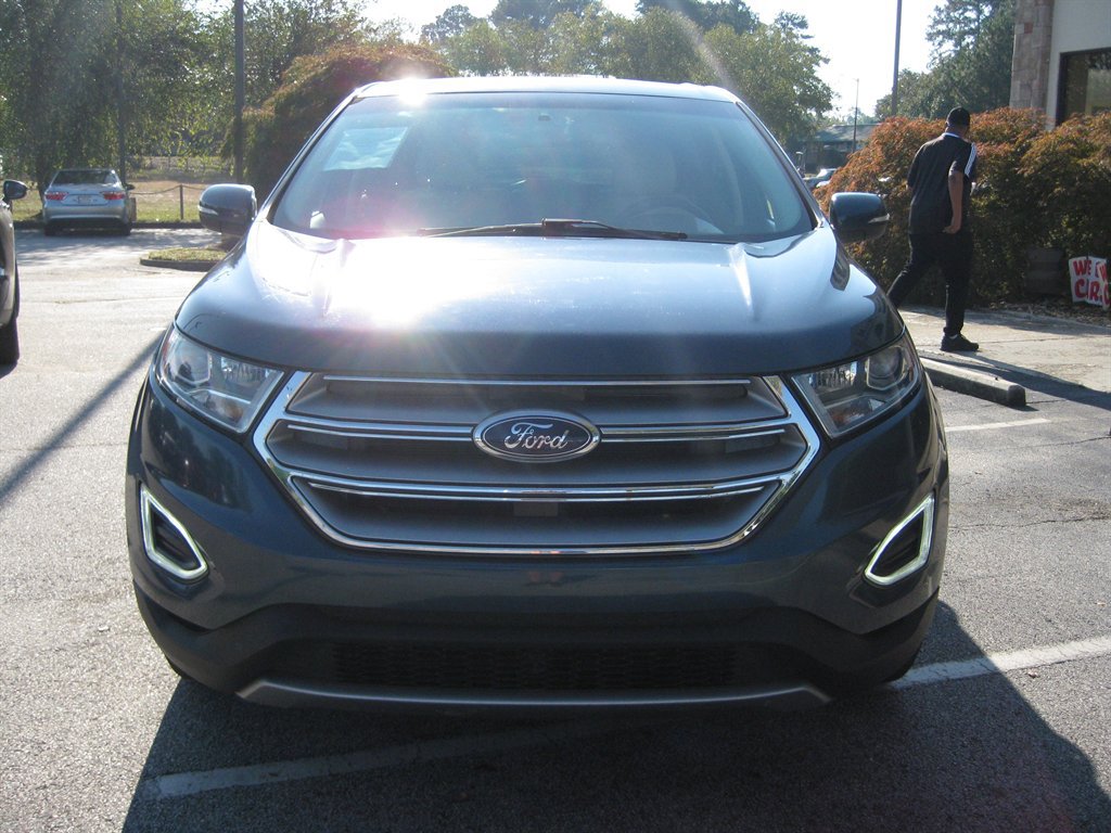 Used 2016 Ford Edge SEL w/ Equipment Group 201A FWD image 3