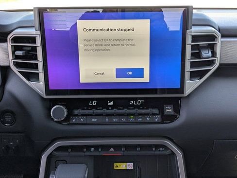 New 2026 Toyota Tundra Limited AWD/4WD image 18