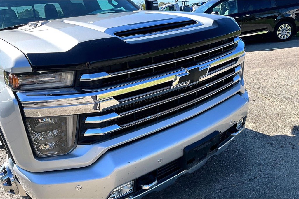 Used 2020 Chevrolet Silverado 3500 High Country AWD/4WD image 29