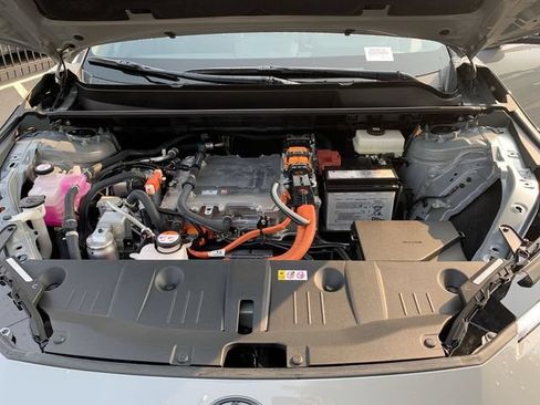 Certified 2026 Toyota C-HR AWD/4WD image 16