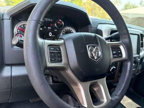 Used 2017 RAM 2500 Laramie w/ Convenience Group AWD/4WD image 14