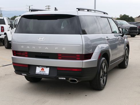 Used 2026 Hyundai Santa Fe SEL AWD/4WD image 3