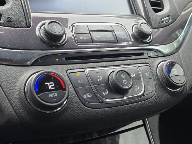 Used 2015 Chevrolet Impala LT w/ Convenience Package FWD image 32