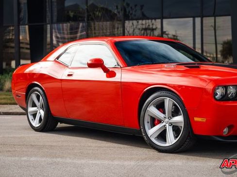 Used 2008 Dodge Challenger SRT8 image 42