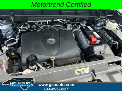 Used 2020 Toyota Highlander XLE AWD/4WD image 37