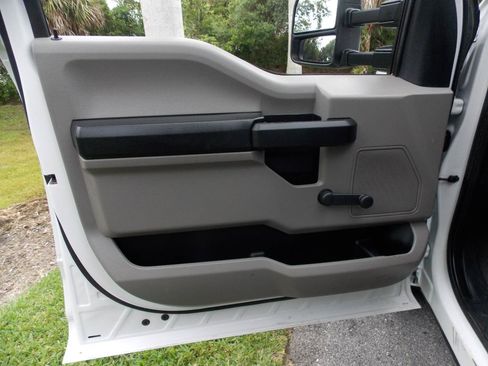 Used 2021 Ford F350 XL RWD image 21