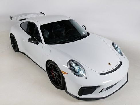 Certified 2018 Porsche 911 GT3 w/ Sport Chrono Package RWD image 30