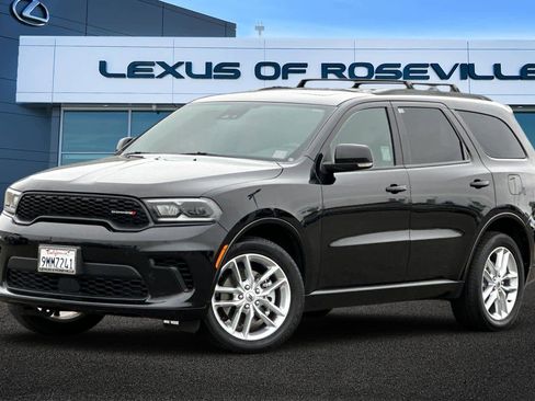 Used 2024 Dodge Durango GT image 1