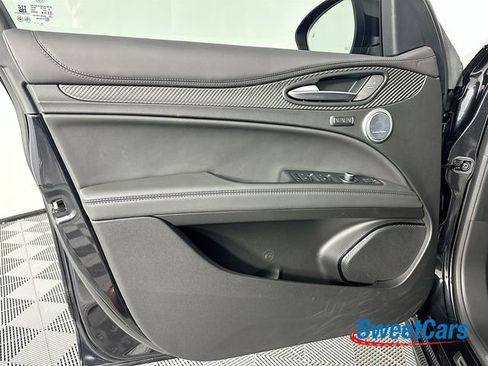 Used 2024 Alfa Romeo Stelvio Quadrifoglio w/ Active Assist Plus Package image 41
