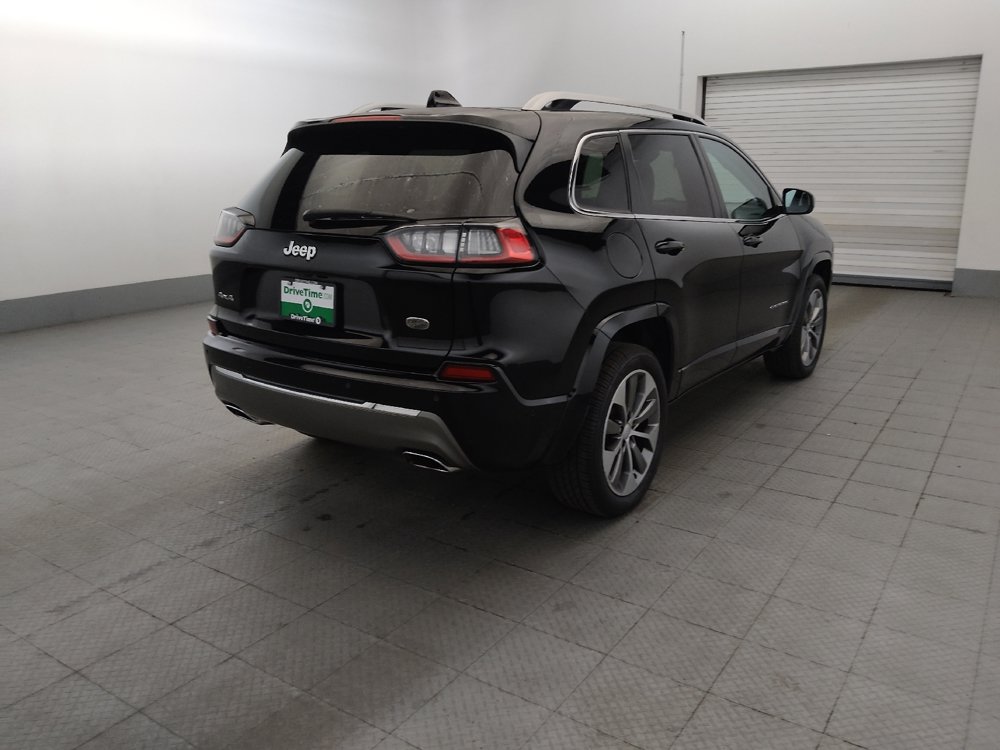 Used 2019 Jeep Cherokee Overland w/ Technology Group AWD/4WD image 9