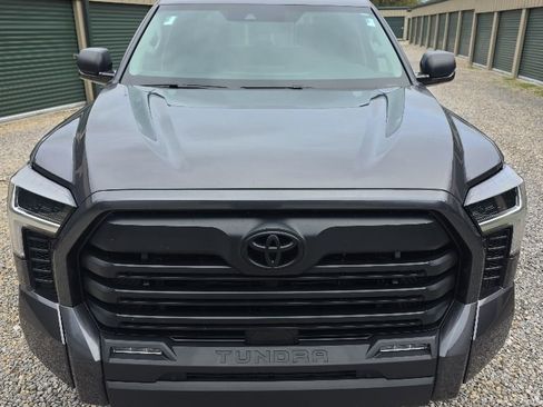 Used 2024 Toyota Tundra SR5 w/ SR5 Convenience Package AWD/4WD image 11