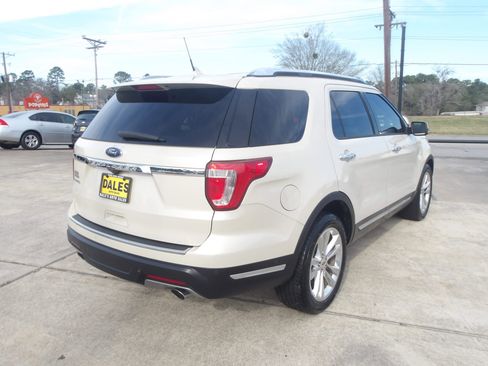 Used 2018 Ford Explorer Limited w/ Equipment Group 301A image 11