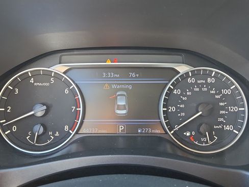 Used 2024 Nissan Altima 2.5 SV FWD image 10